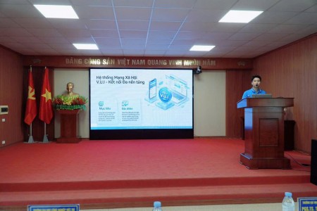 Khát vọng tri thức của chàng trai dân tộc Thái ngành Công nghệ thông tin